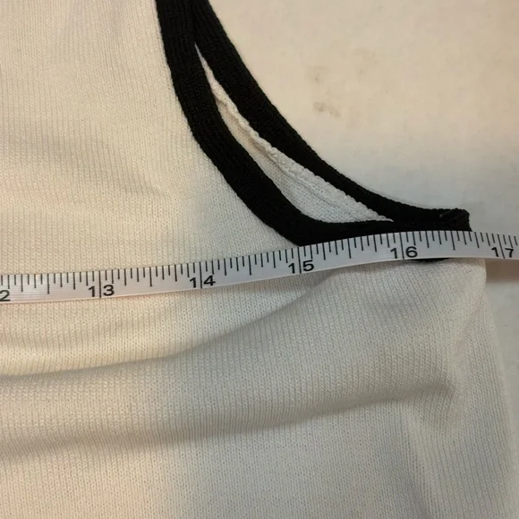 Oak + Fort black trim white crop top, likely a sweater vest small women’s - Picture 7 of 7